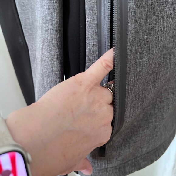 Ariat Gray and Black Men's Jacket - Picture 7 of 16